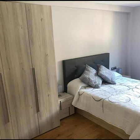 Precioso Apartamento Con Piscina, Ideal Familias! Sort Luaran gambar