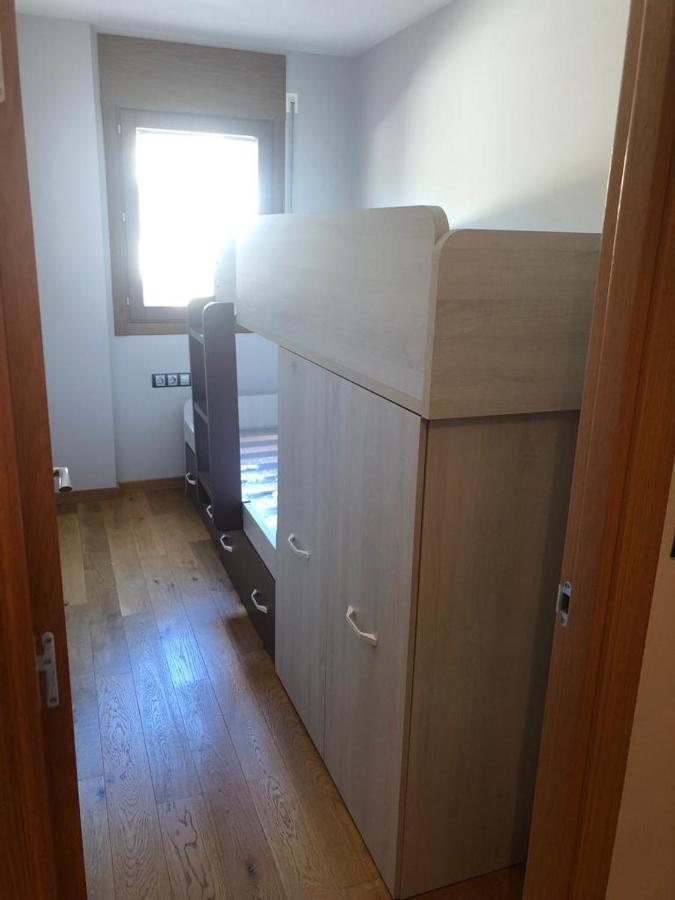 Precioso Apartamento Con Piscina, Ideal Familias! Sort Luaran gambar